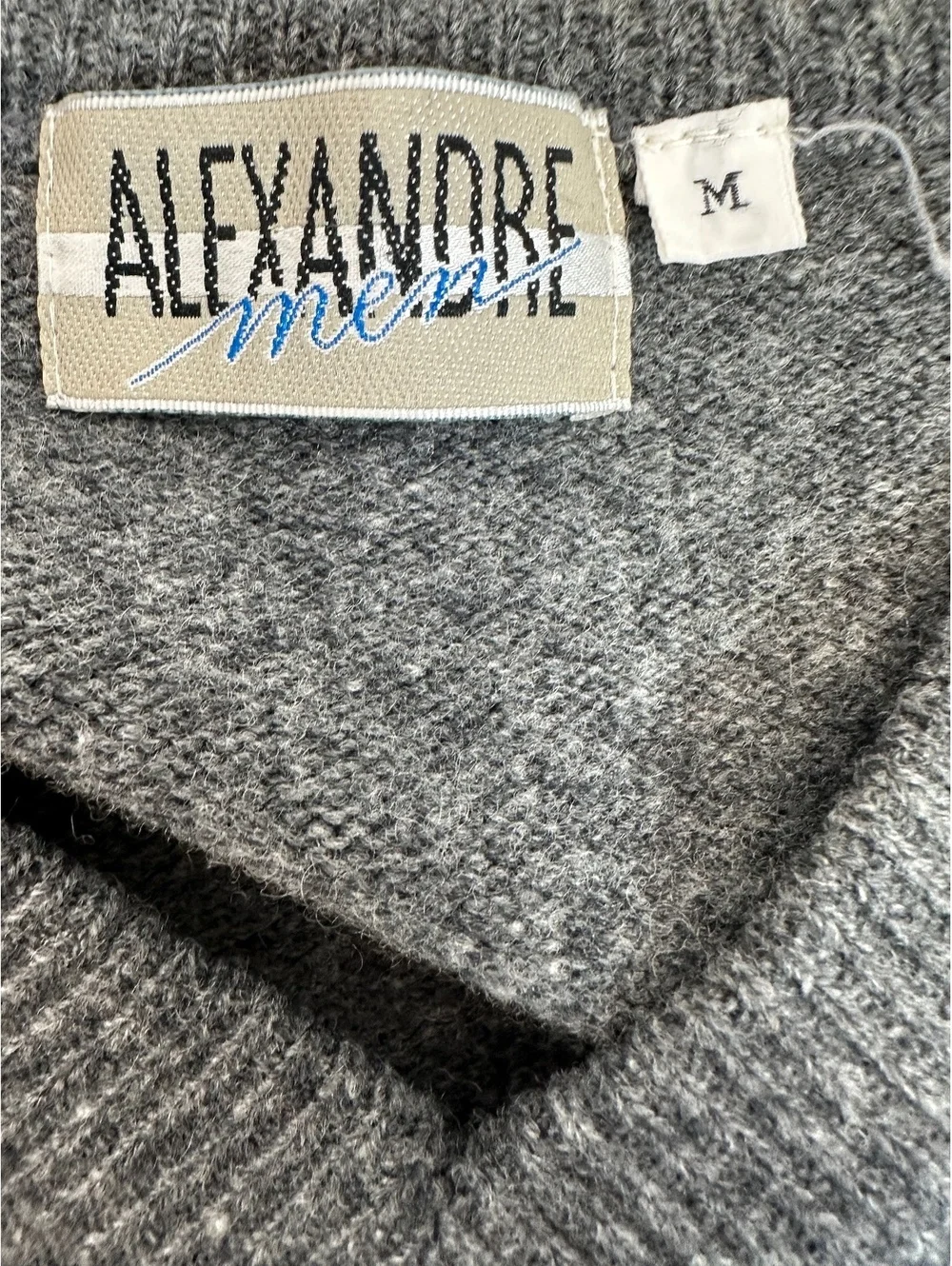 VTG Men’s Sz M Alexandre Grey Lambswool Sweater V-Neck Knit Pullover Warm Soft
